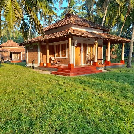 Riverlap Homestay Nīleshwar Dış mekan fotoğraf