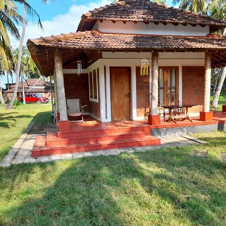 Riverlap Homestay Nīleshwar Dış mekan fotoğraf